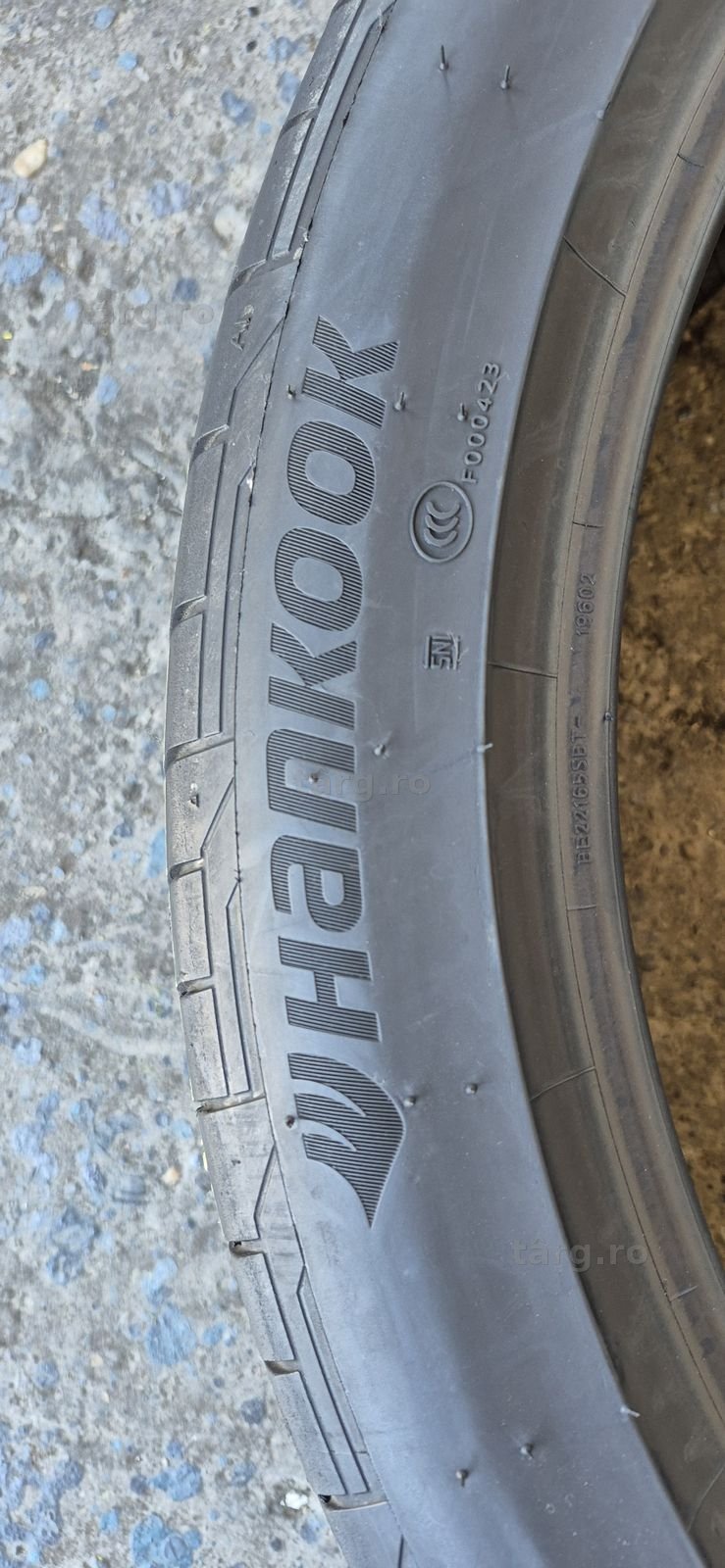 4 anvelope vara Hankook 265/40/22,dot 2021-2022.Pretul este pe bucata. 4