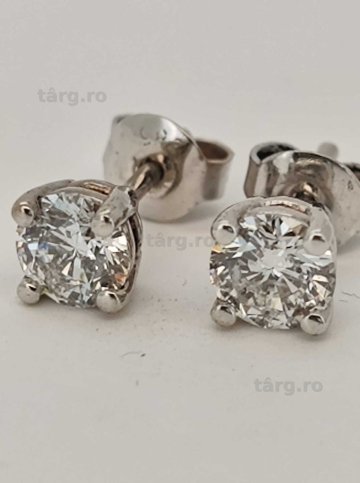 Cercei 14k diamantenaturale GIA certificate