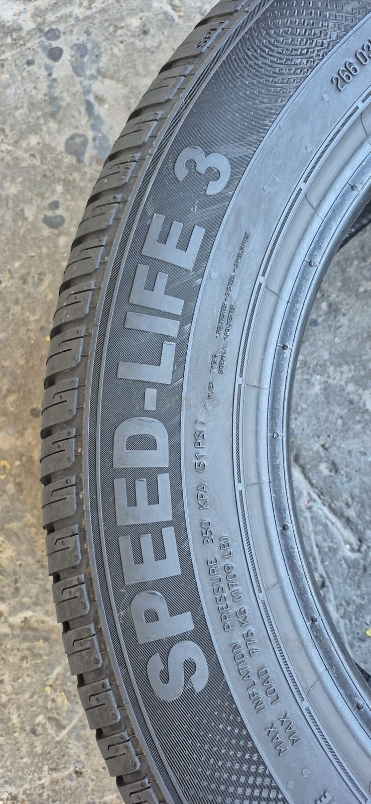 4 anvelope vara ca noi Semperit 225/60/17,dot 2021.Pretul este pe bucata. 6