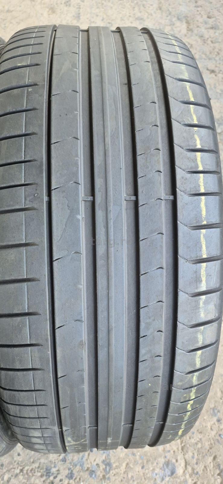 4 anvelope vara Pirelli 265/35/22.Pretul este pe bucata. 3