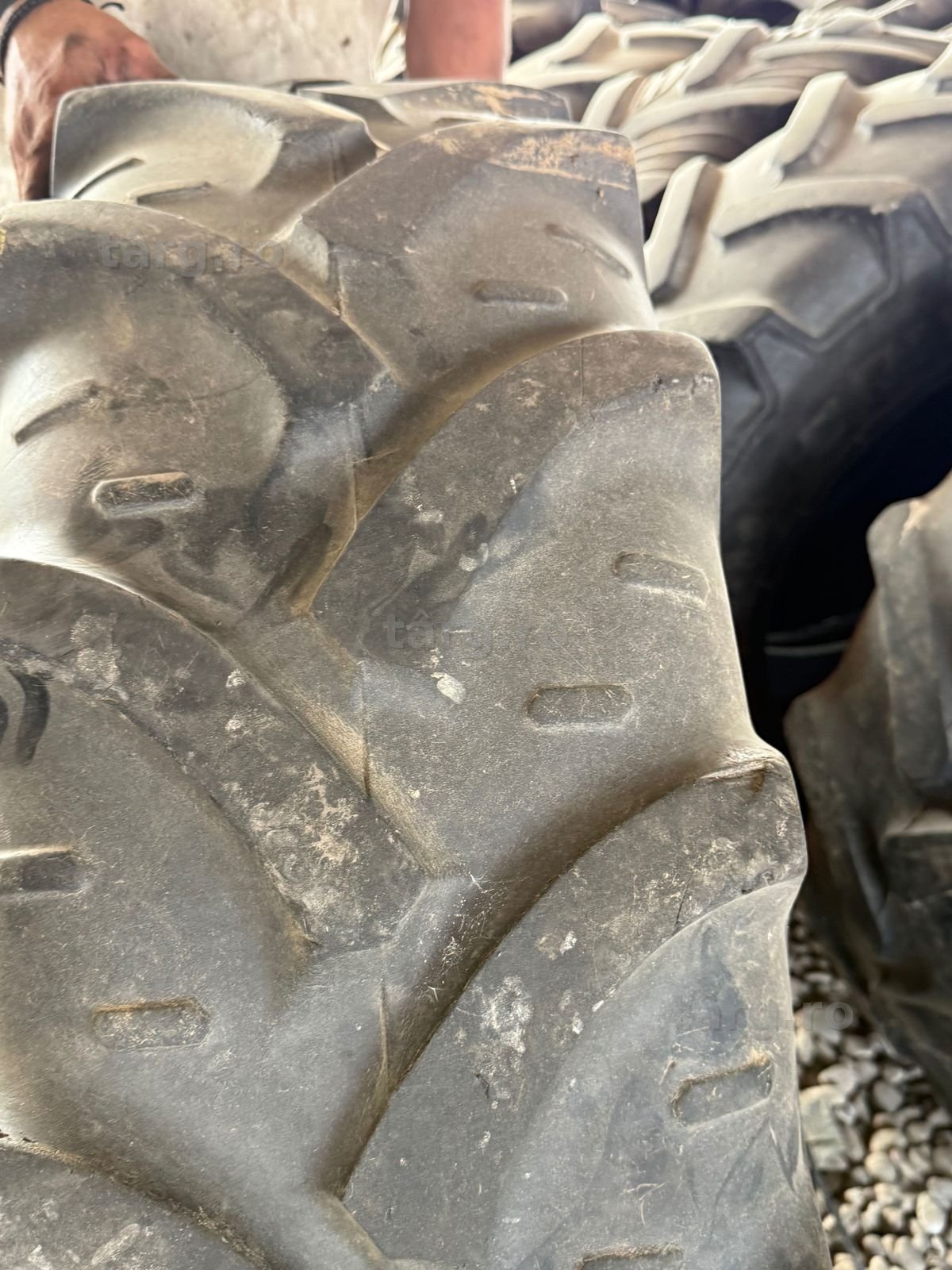 12,4r24 kleber