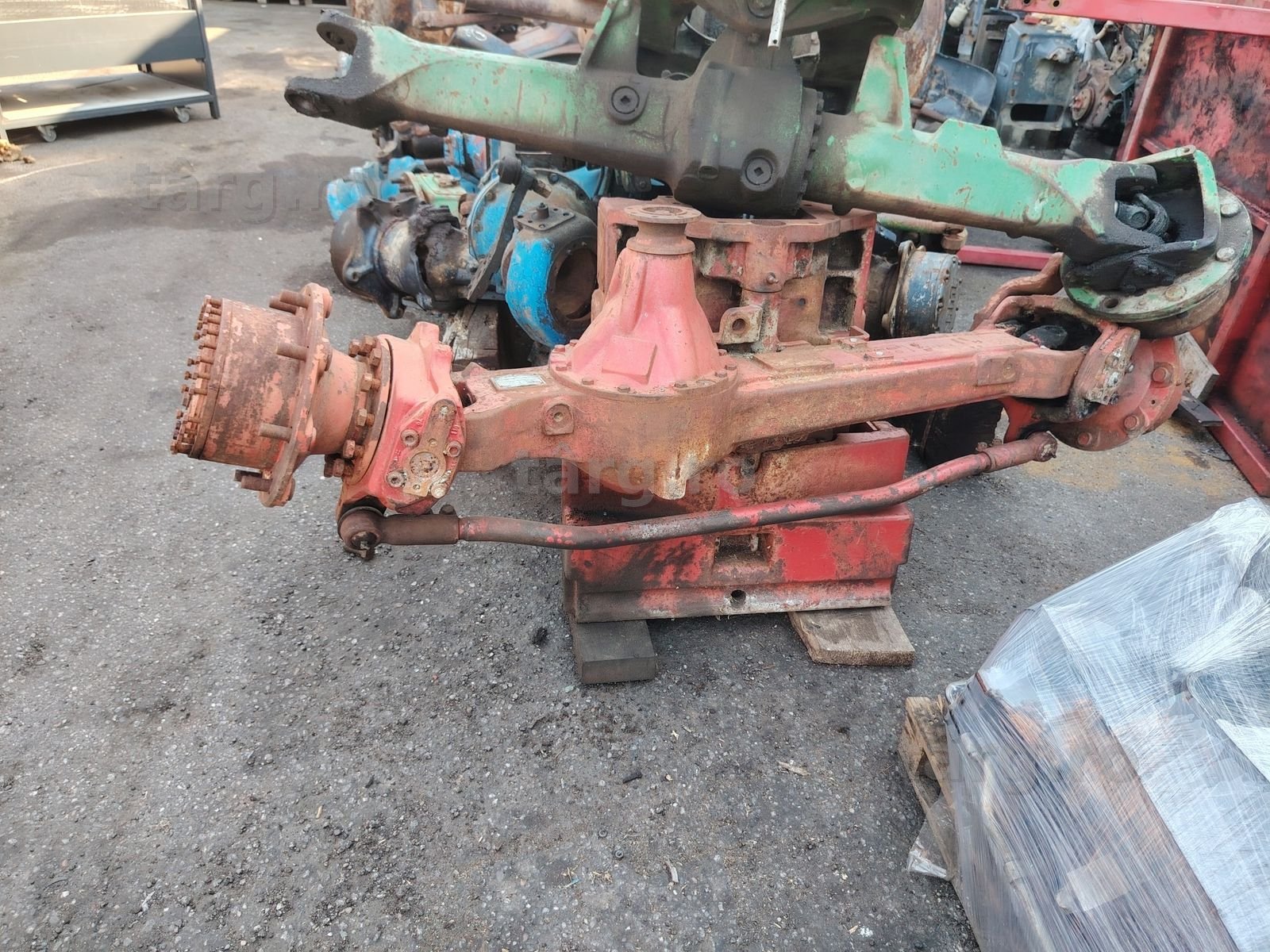 Punte fata tractor international apl 3052