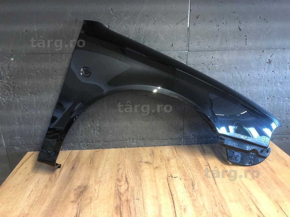 Aripa Fata Dreapta Skoda Octavia 1 I An 1999-2007 (F9R (Negru))