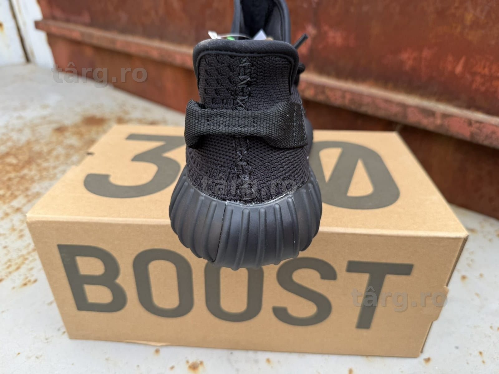 Adidas yeezy boost 350 v2 onyx 4