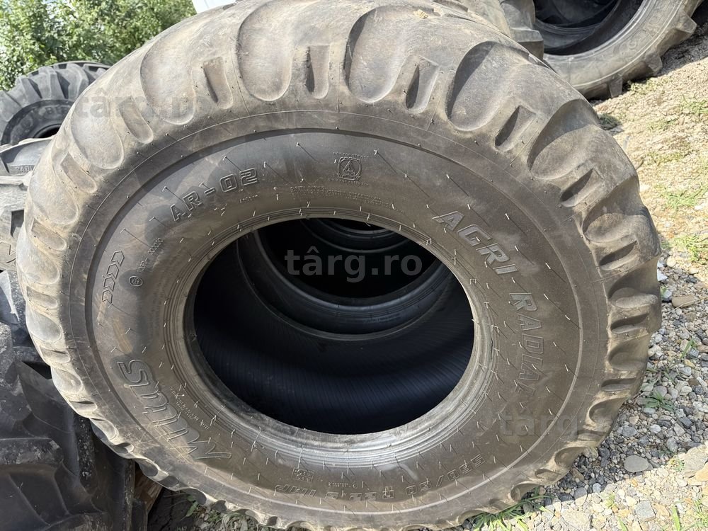 560/60r22,5 mitas 4