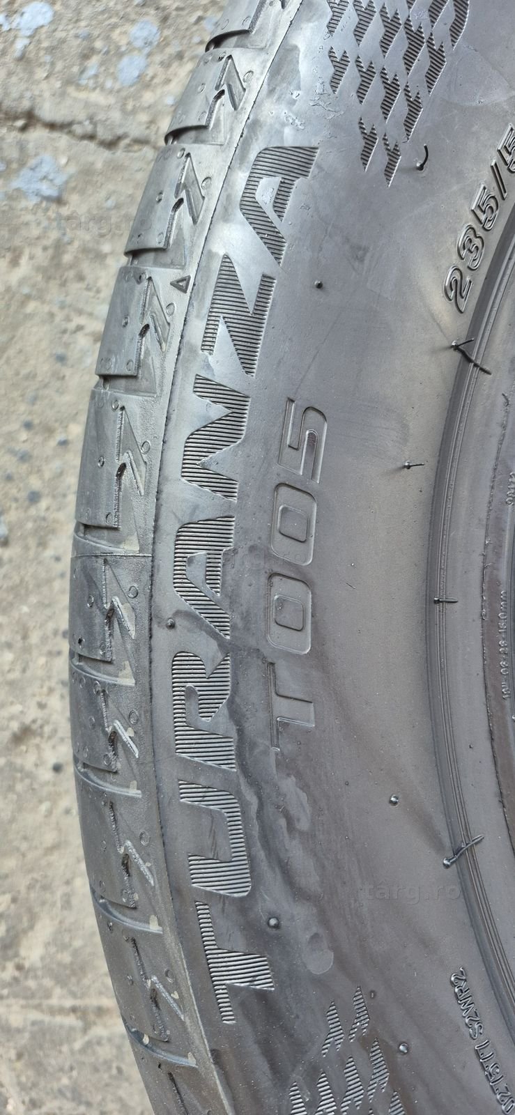 4 anvelope vara, doua noi,doua ca noi Bridgestone 235/55/18.Pretul este pe bucata. 5
