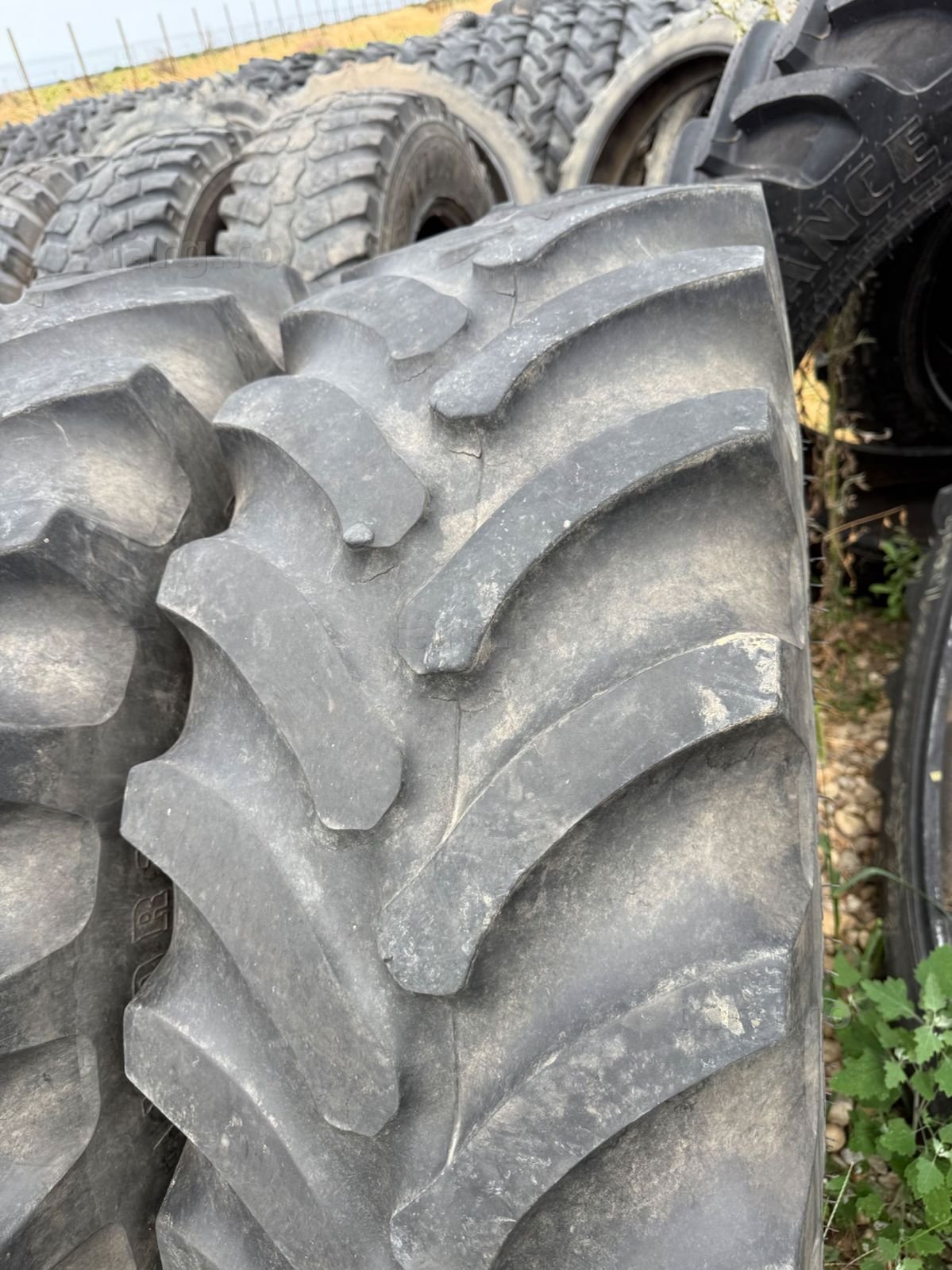 16.9r26 firestone 3