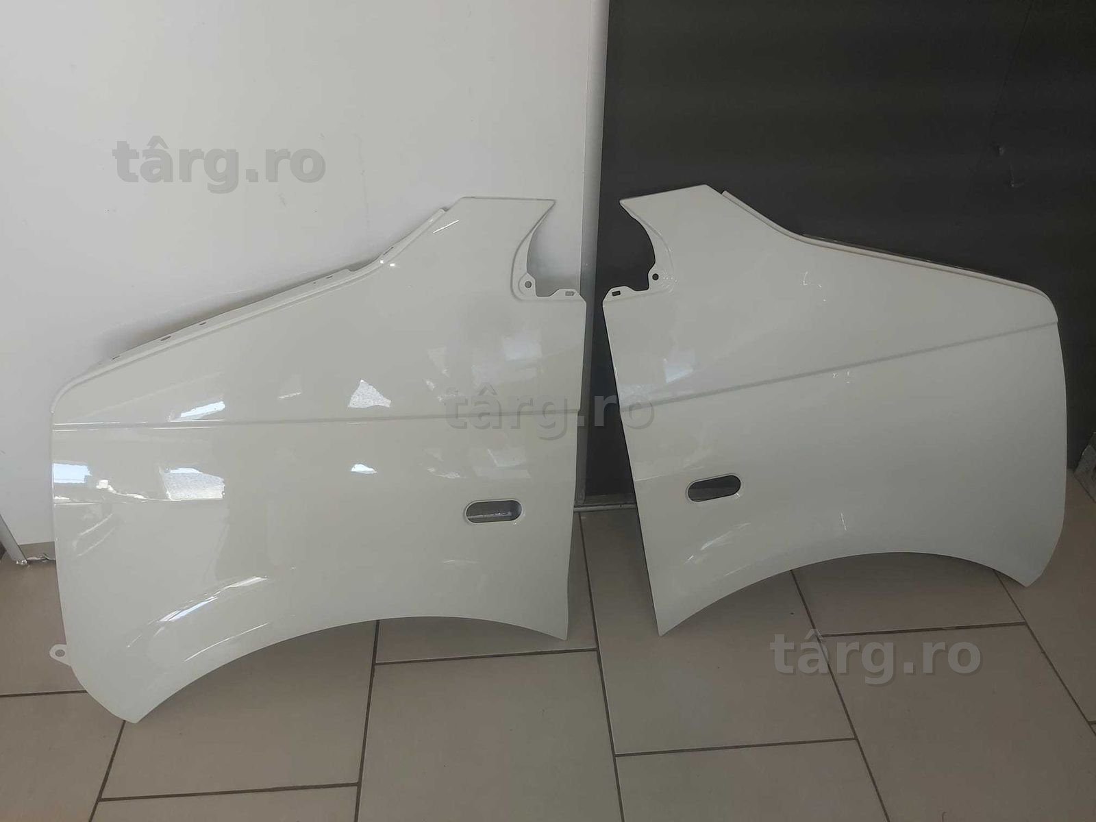 Aripa Fata Dreapta & Stanga VW T5 An 2003-2010 (LB9A (Alb))