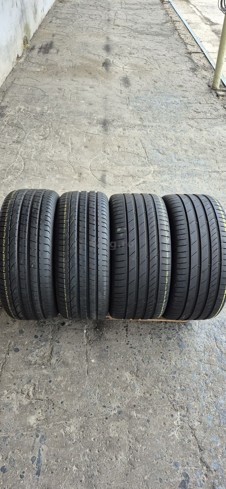 4 anvelope vara,fata Pirelli 245/35/20,spate Kumho 275/30/20.Pretul este pe bucata.