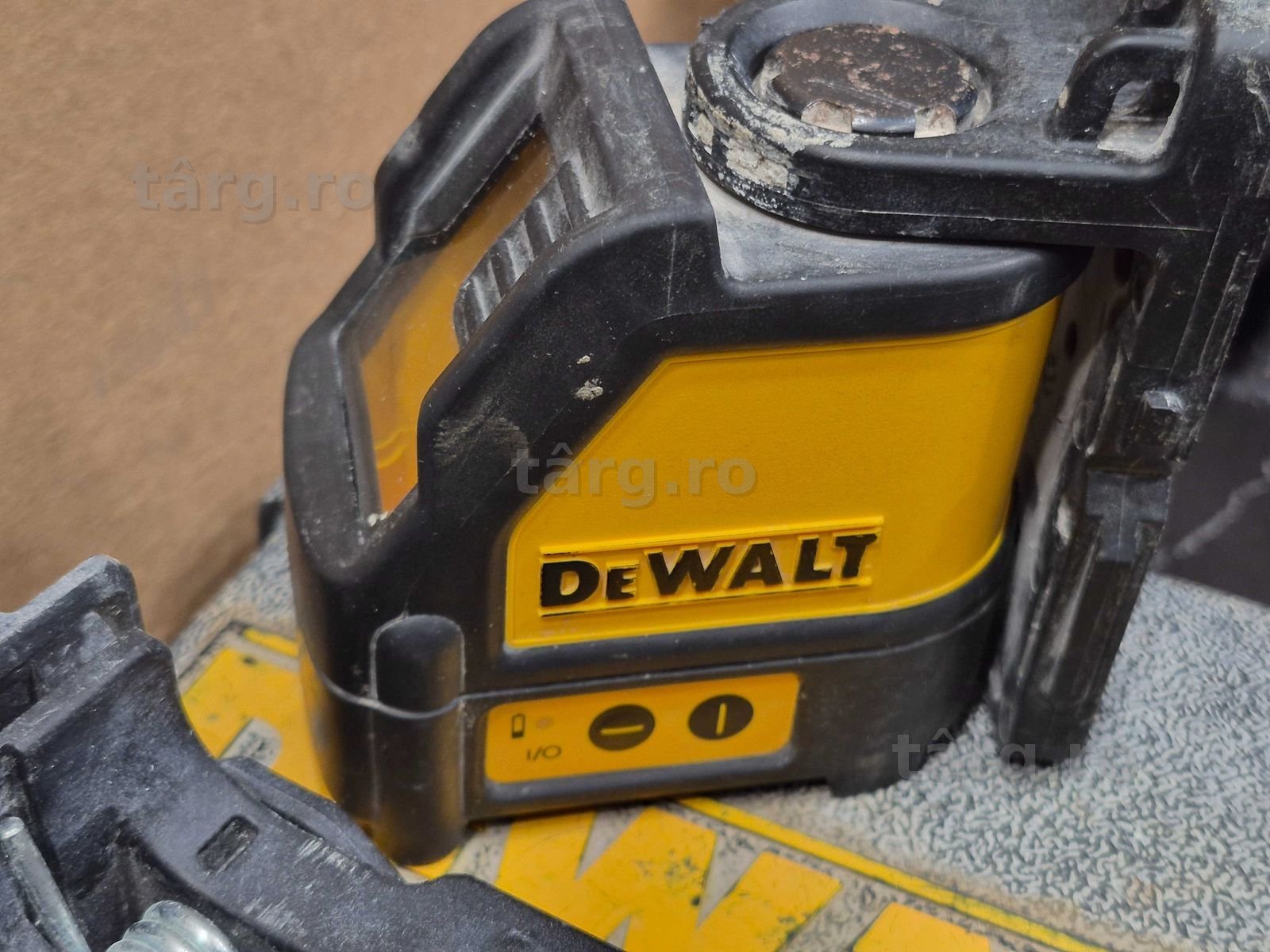 Hope Amanet P10/Nivela laser DeWalt DW088 Autonivelare 2 linii 2