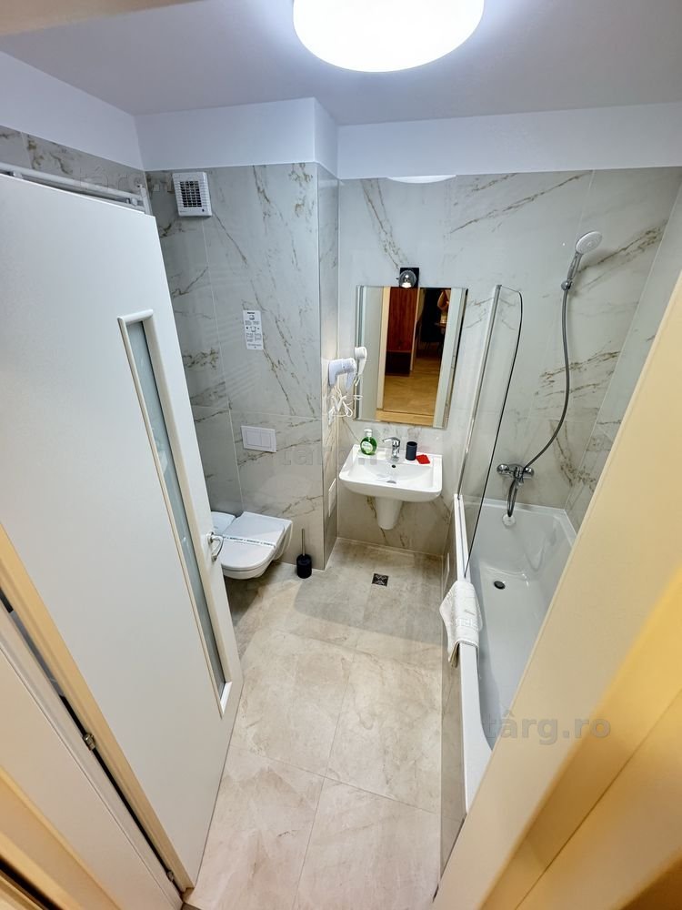 BV Premium Glam Apartments Regim Hotelier Ap 1-2-3Cam Coresi Parcare ! 6
