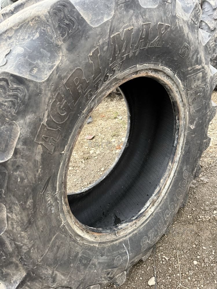 540/65r28 bkt tractor 4