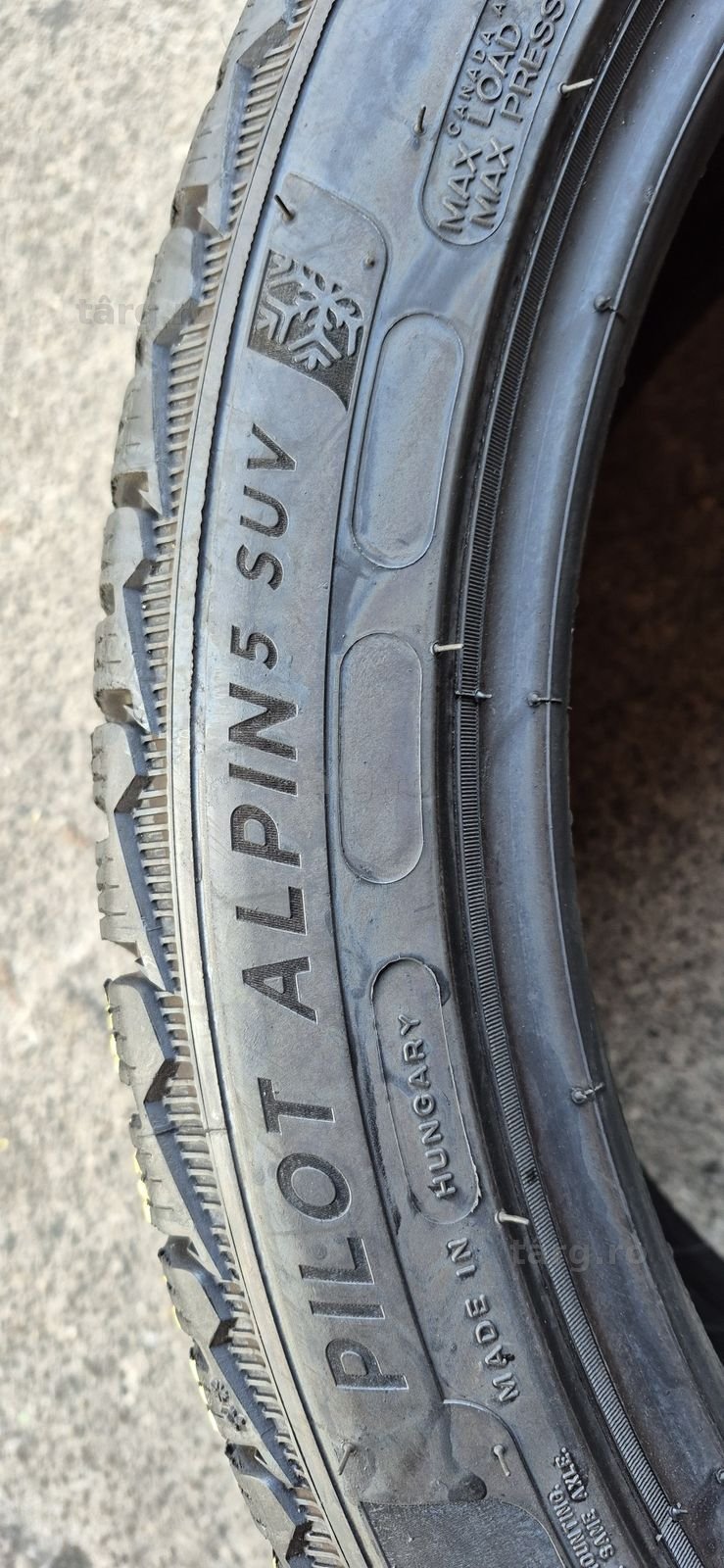 4 anvelope iarna Michelin 295/35/21.Pretul este pe bucata. 5