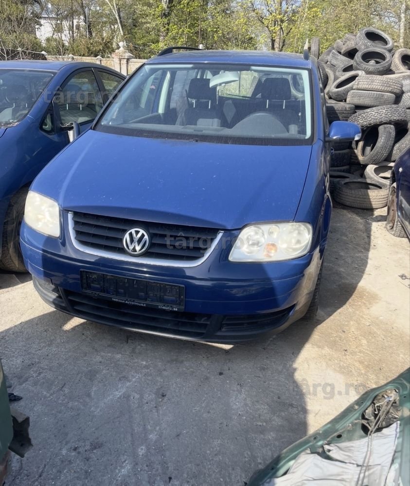 Aripa stanga fata VW Touran