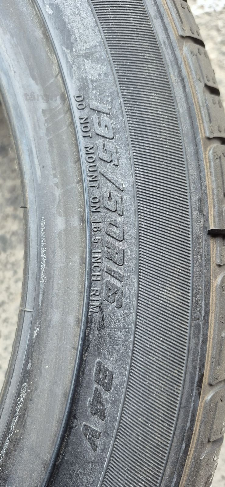 4 anvelope vara noi Dunlop 195/50/16.Pretul este pe bucata. 6