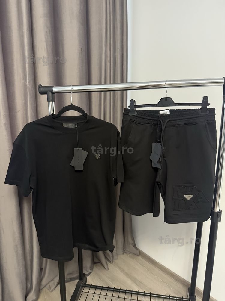 Compleu PRADA super calitate
