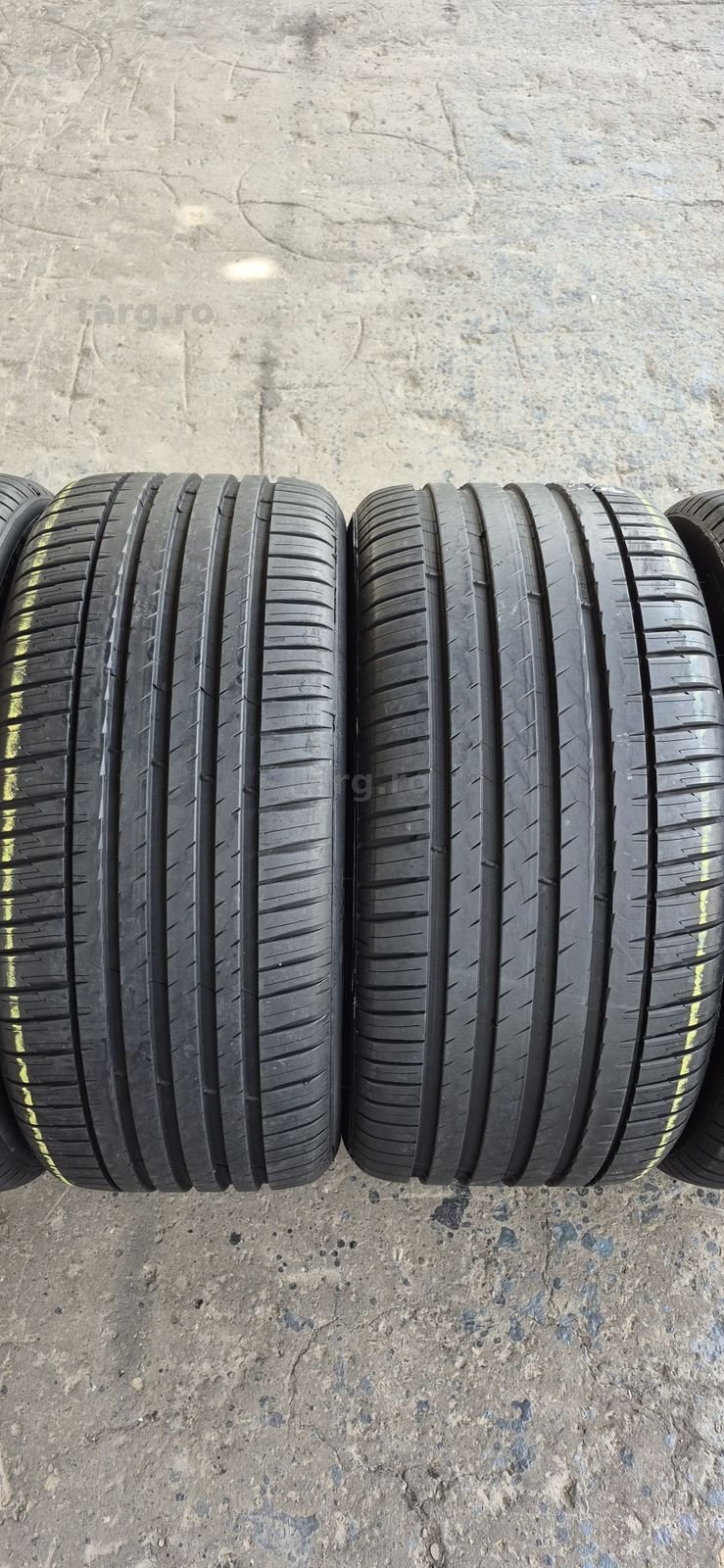 4 anvelope vara ca noi Michelin,fata 285/40/21,spate 315/35/21.Pret/bucata 3