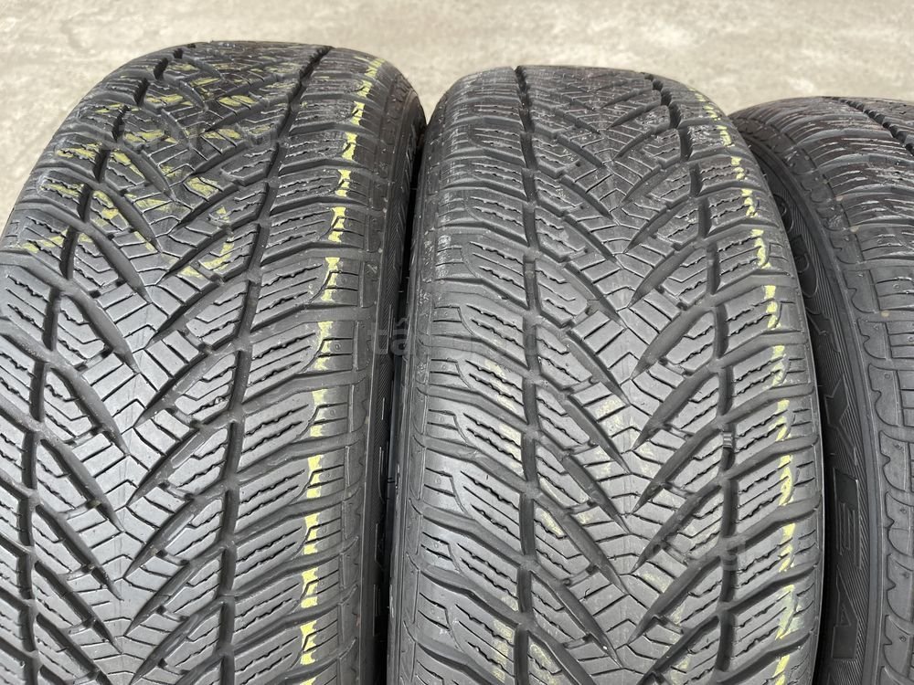 4 anvelope de iarna 195/55/16 GOODYEAR RFT 4