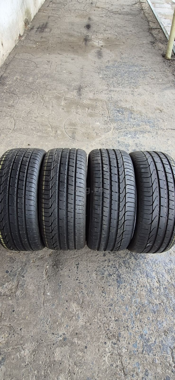 4 anvelope vara Pirelli 255/35/20,dot 2022-2024.Pretul este pe bucata