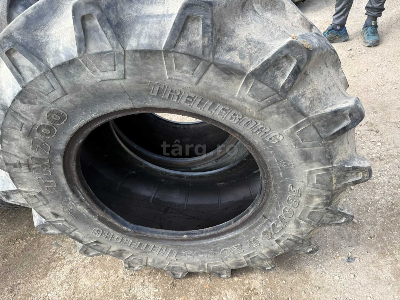Anvelope 380/70 R20 Pirelli 3