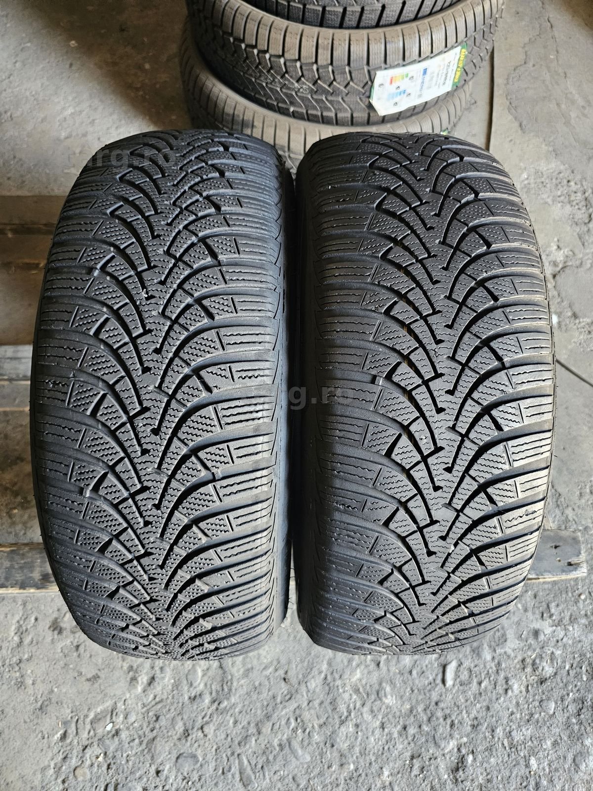 2 anvelope iarna  205 55 16 Goodyear
