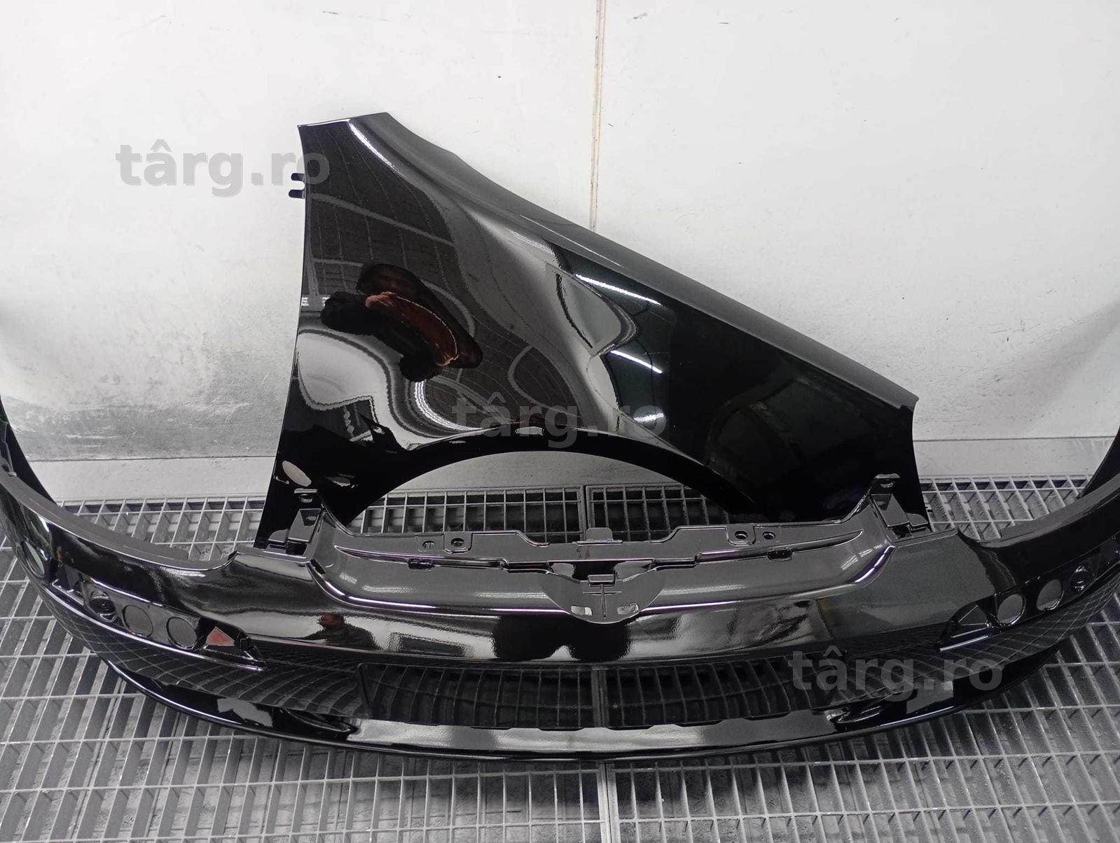 Bara & Aripa Fata Dreapta VW Golf 5 V 2004-2008 (L041 (Negru))