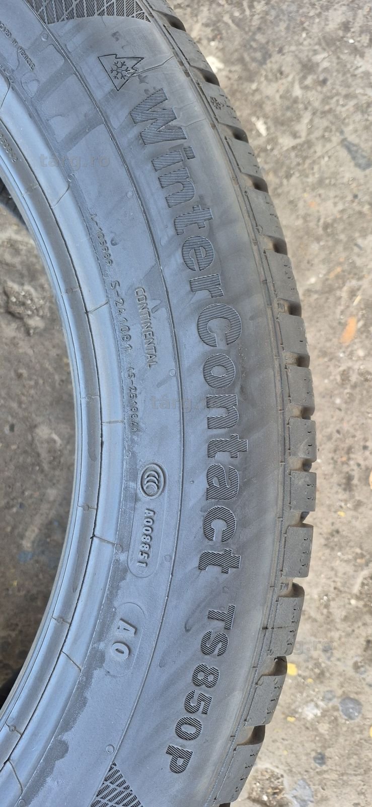 4 anvelope iarna Continental 255/50/20.Pretul este pe bucata 5