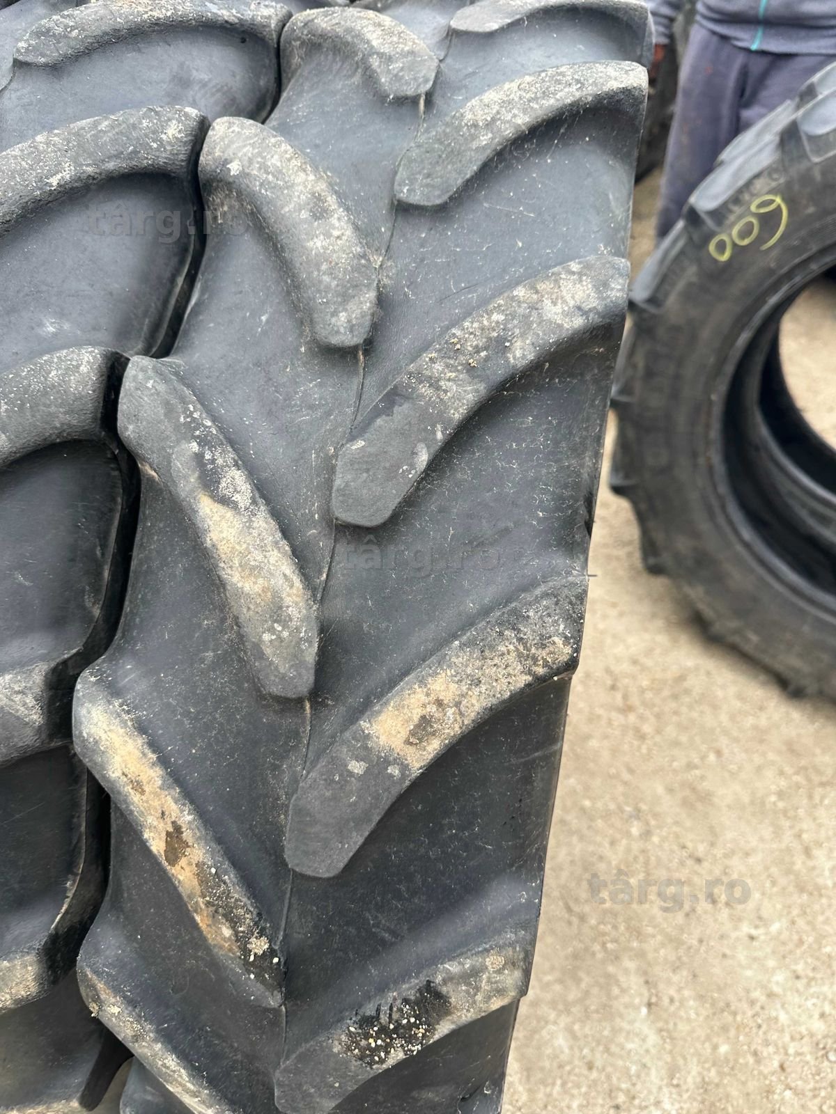 Anvelope sh 9.5 R28 5