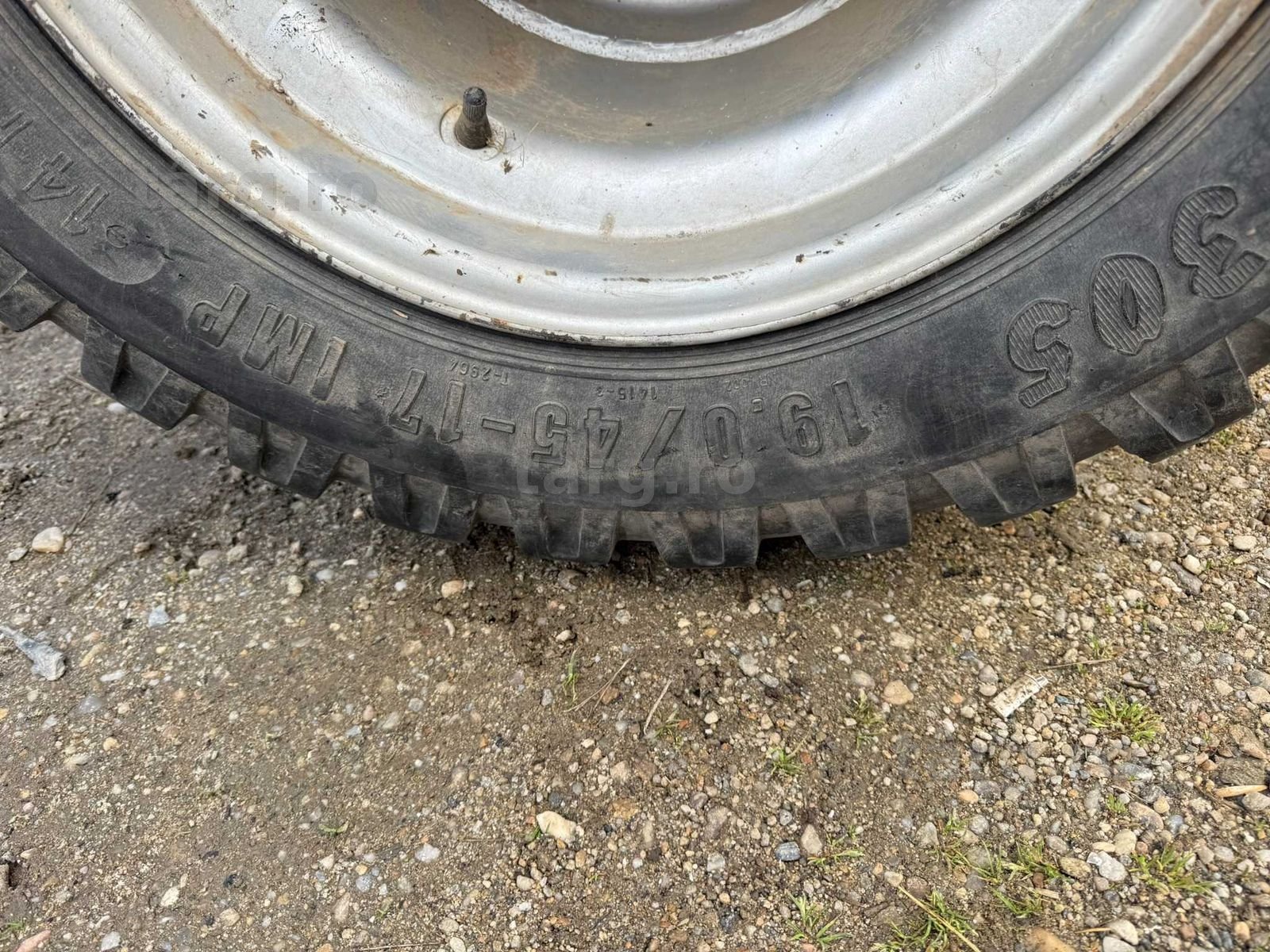 Cauciuc 19/45 R17 2