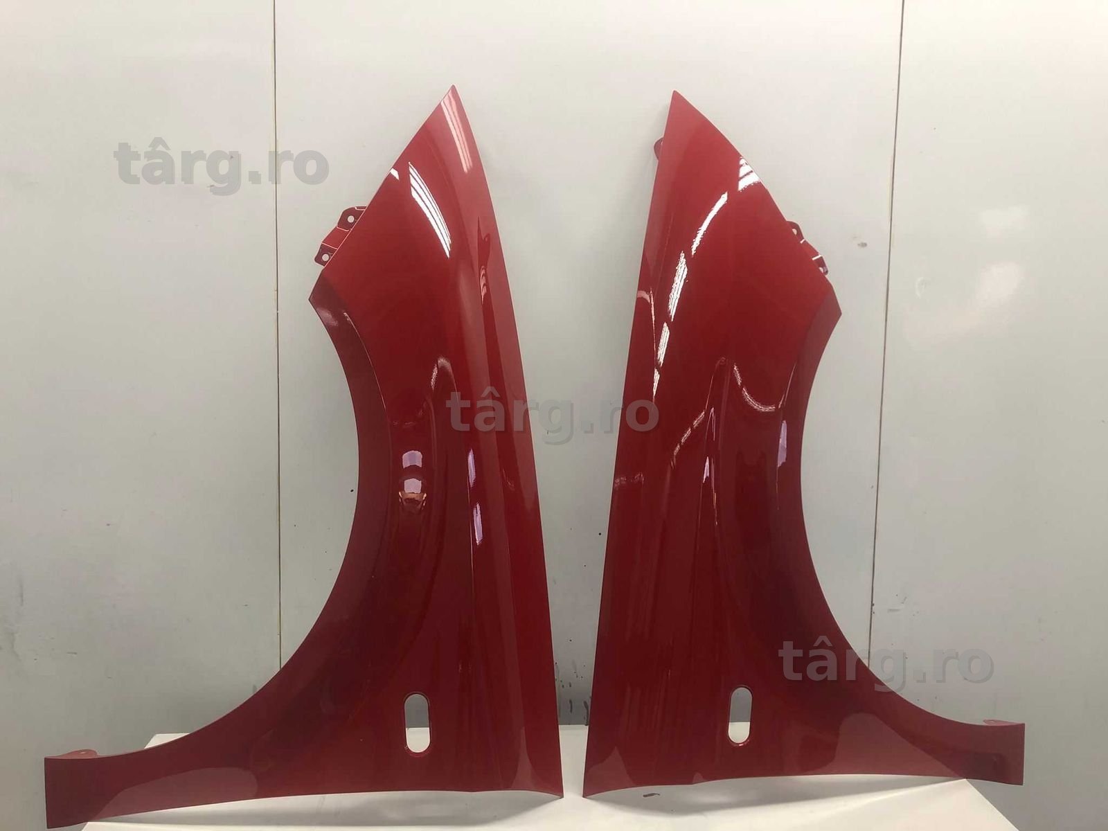 Aripa Fata Dreapta & Stanga Seat Leon 2005-2009 (S3H (Rosu))