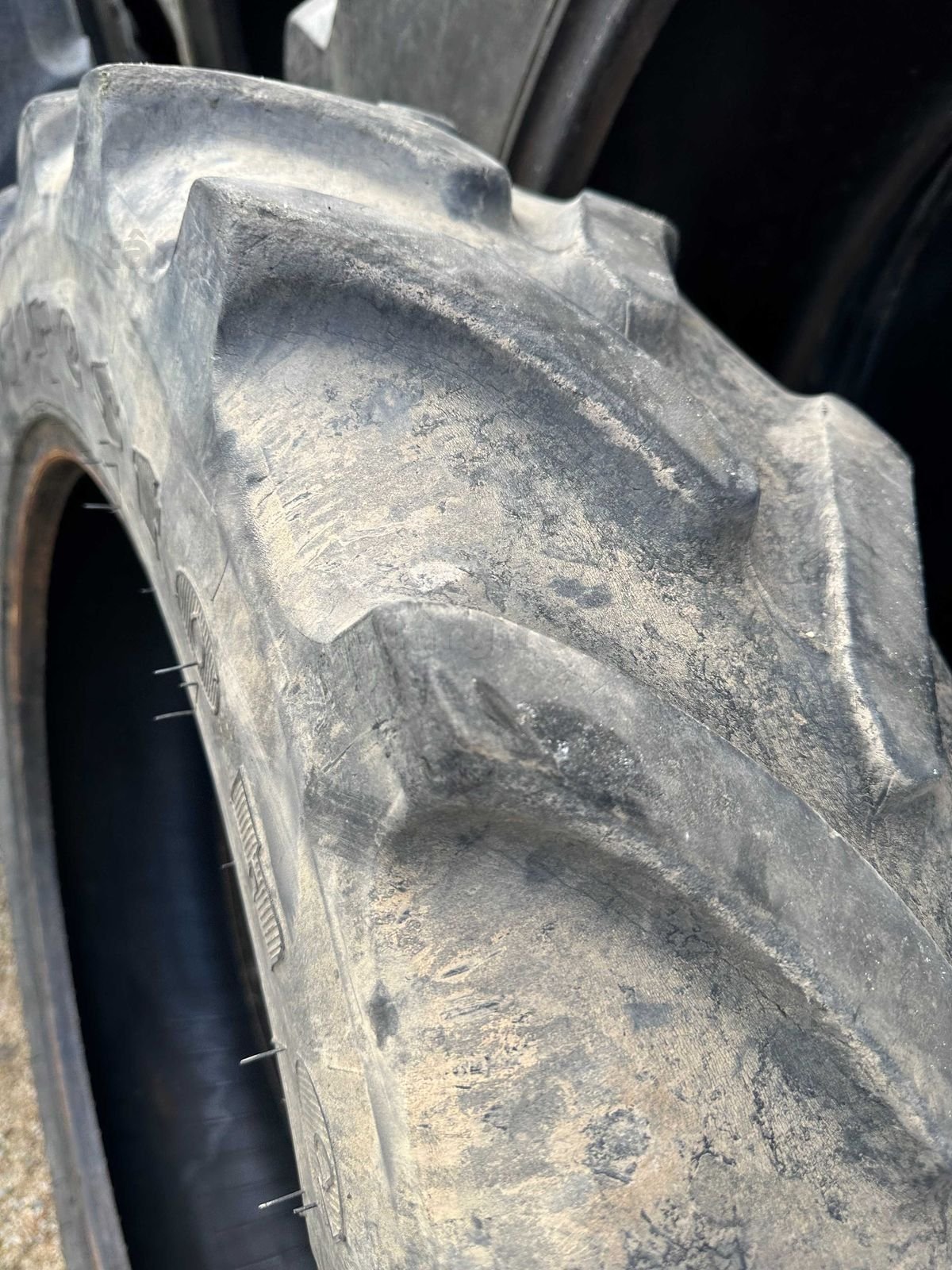 Cauciuc   sh 9.5 R28 4