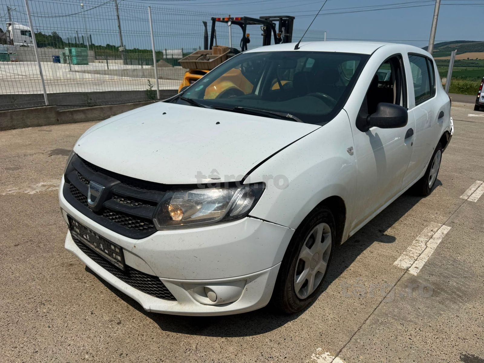 Dezmembrez Dacia sandero 2 alba 2013 1.2 benzina D4F732 volan stanga