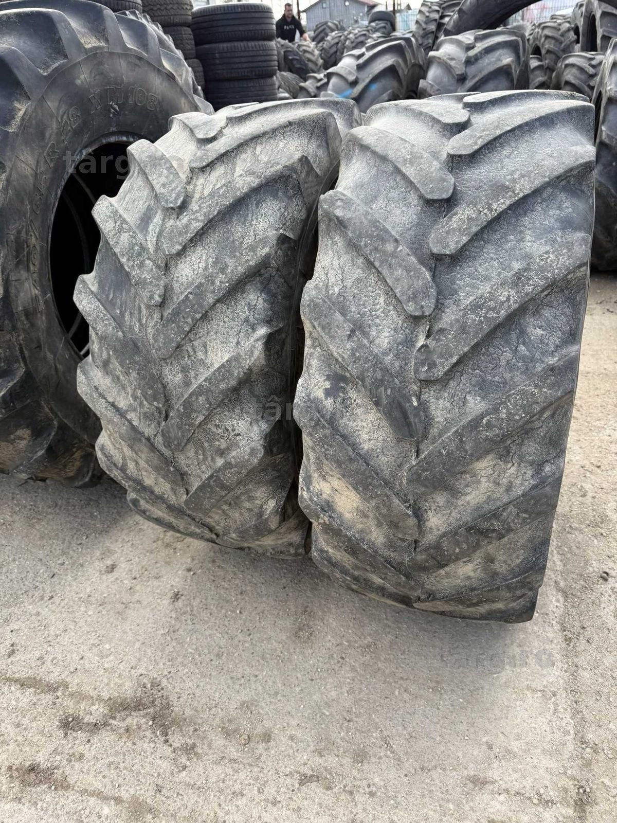Anvelope 440.65 R24