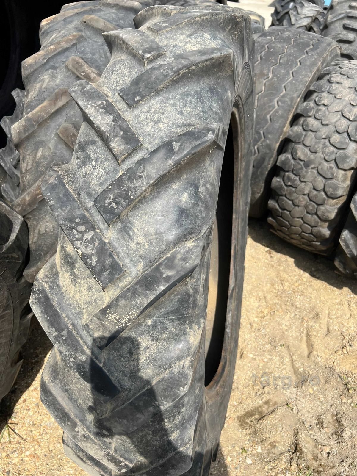 cauciuc de tractor 12.4 R32