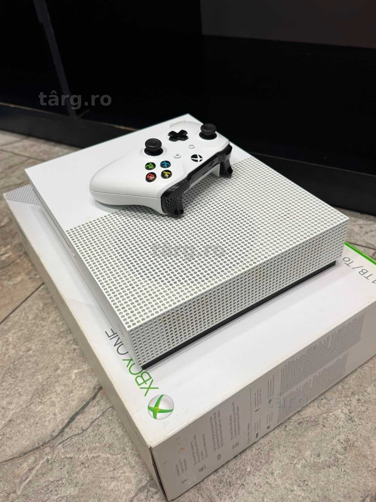 HOPE AMANET P2 - Xbox One S / 1TB / 1 Maneta 3