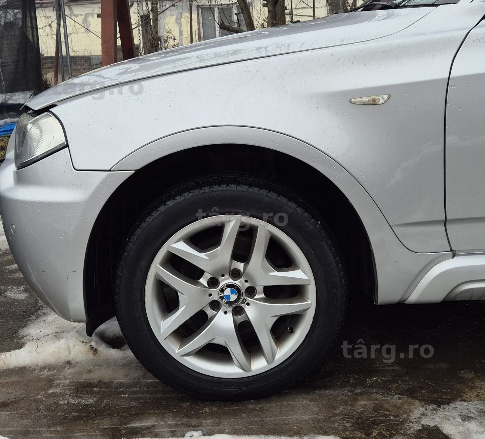 Aripa stanga bmw x3 e83 2009