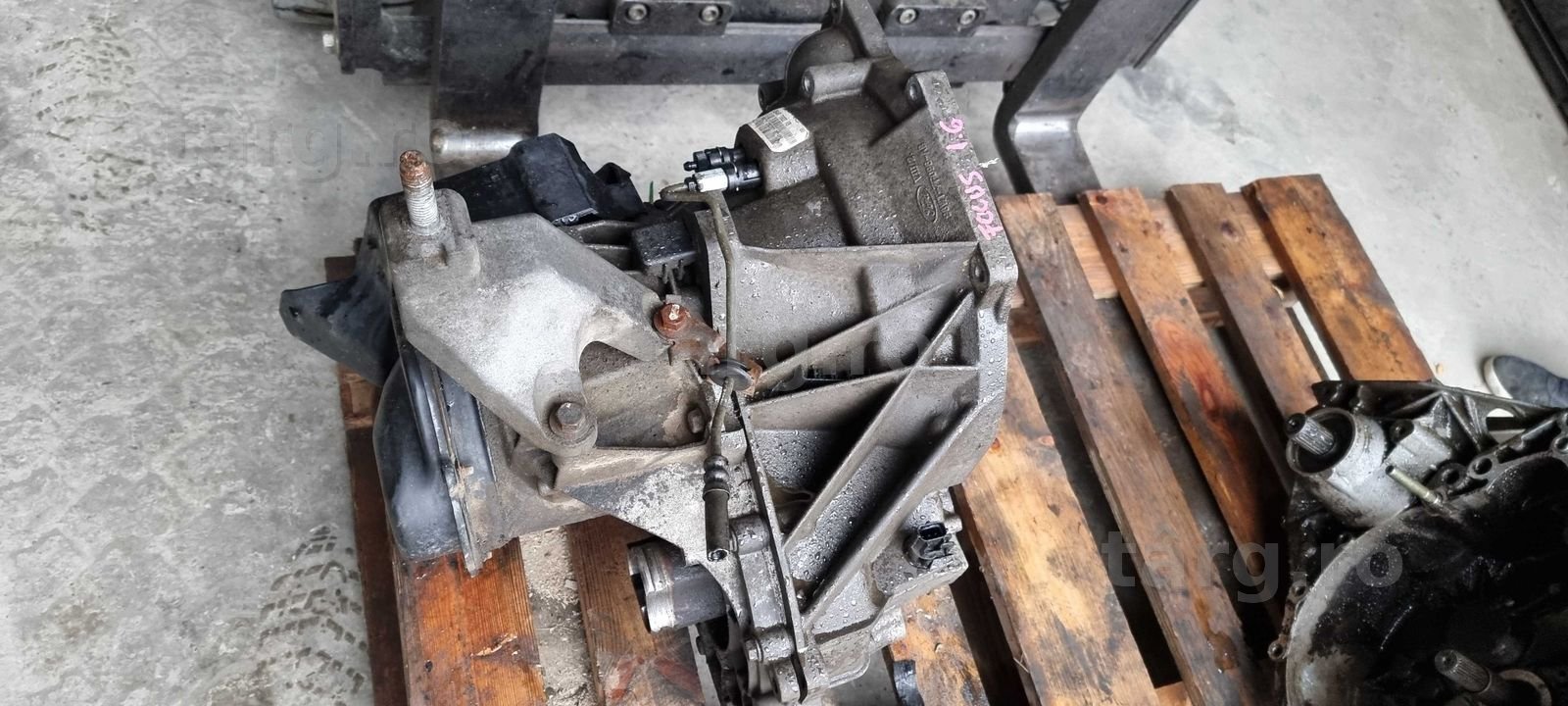 Cutie viteze manuala Ford Focus 1 1.6 benzina FYDD 2000 2001 2002 2003