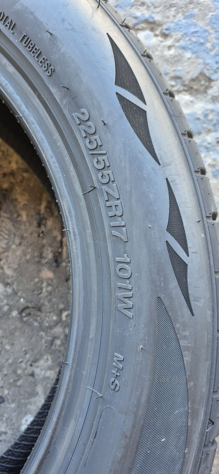 4 anvelope vara noi Tercelo 225/55/17,dot 2025.Pretul este pe bucata. 6