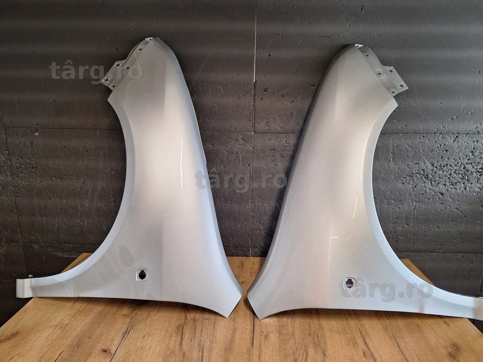 Aripa Fata Dreapta & Stanga Skoda Fabia 1 I 1999-2007 (F7T (Gri))
