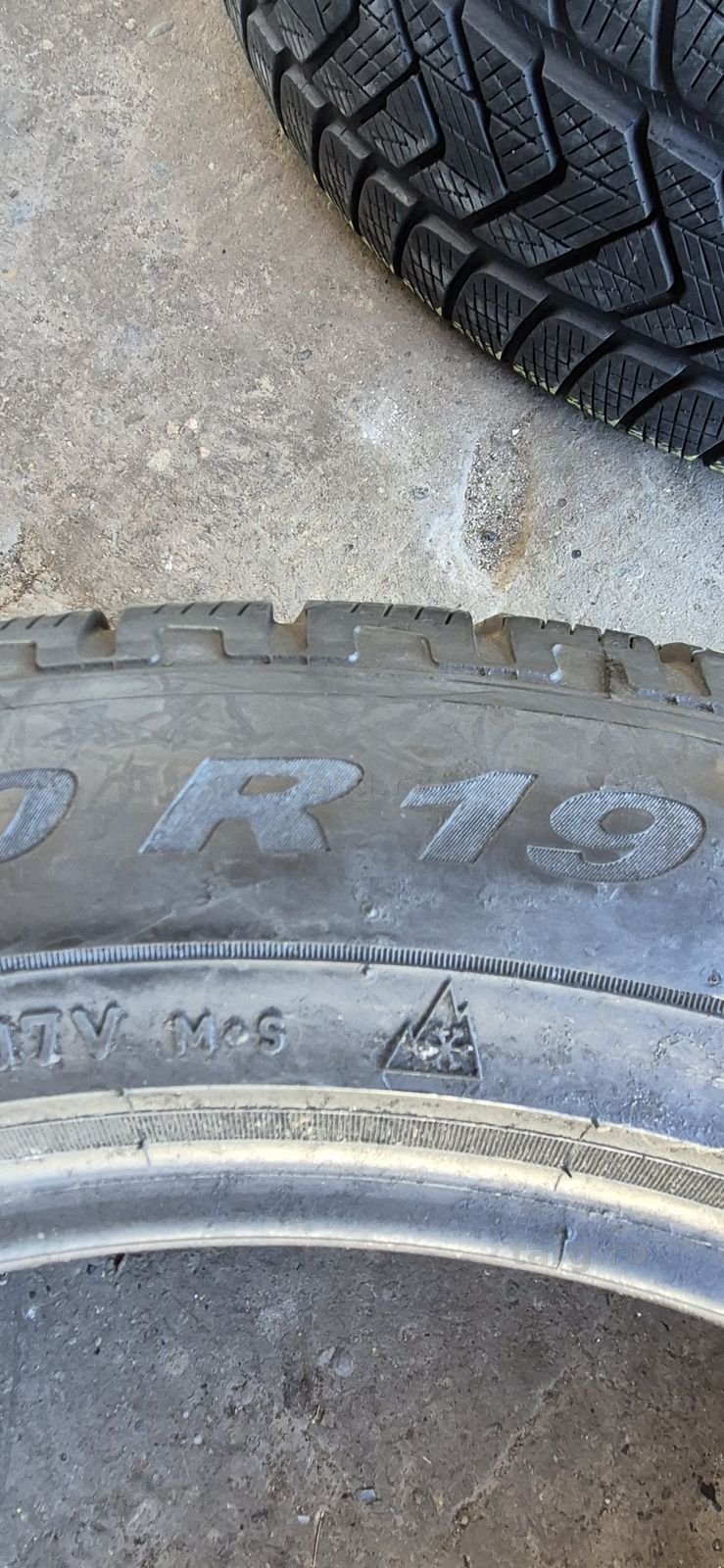 4 anvelope iarna Pirelli 255/50/19,dot 2022.Pretul este pe bucata. 7