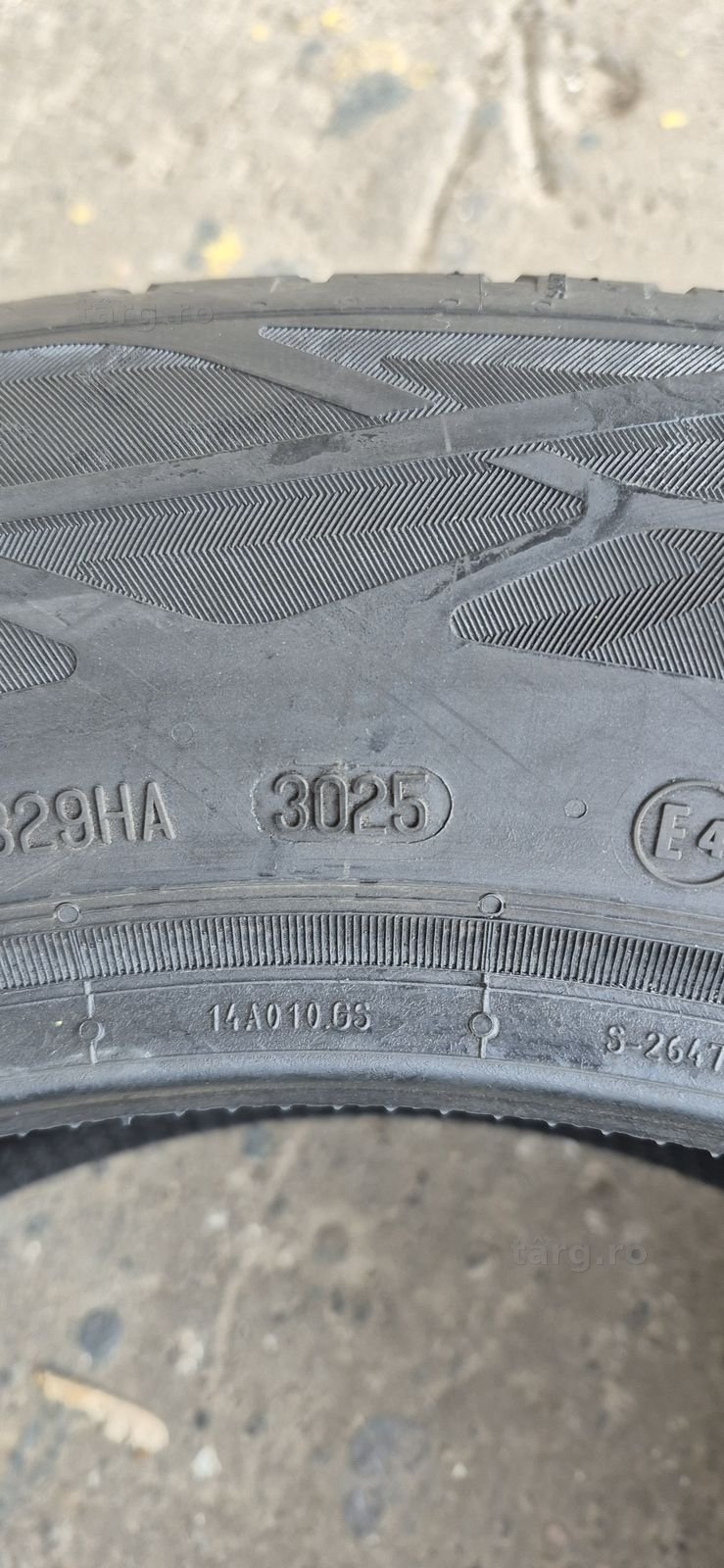 4 anvelope vara ca noi Continental,fata 235/55/19,spate 255/50/19. 8