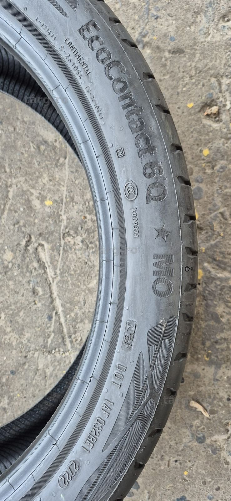 4 anvelope vara,fata Continental 245/40/20,spate Michelin 275/35/20.Pretul este pe bucata. 4