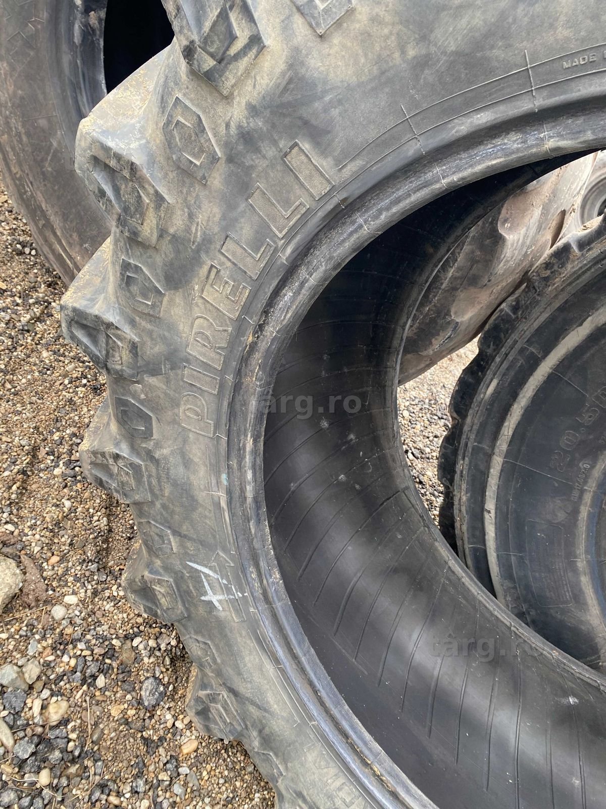 520,70 R34  Pirelli -anvelope sh 3