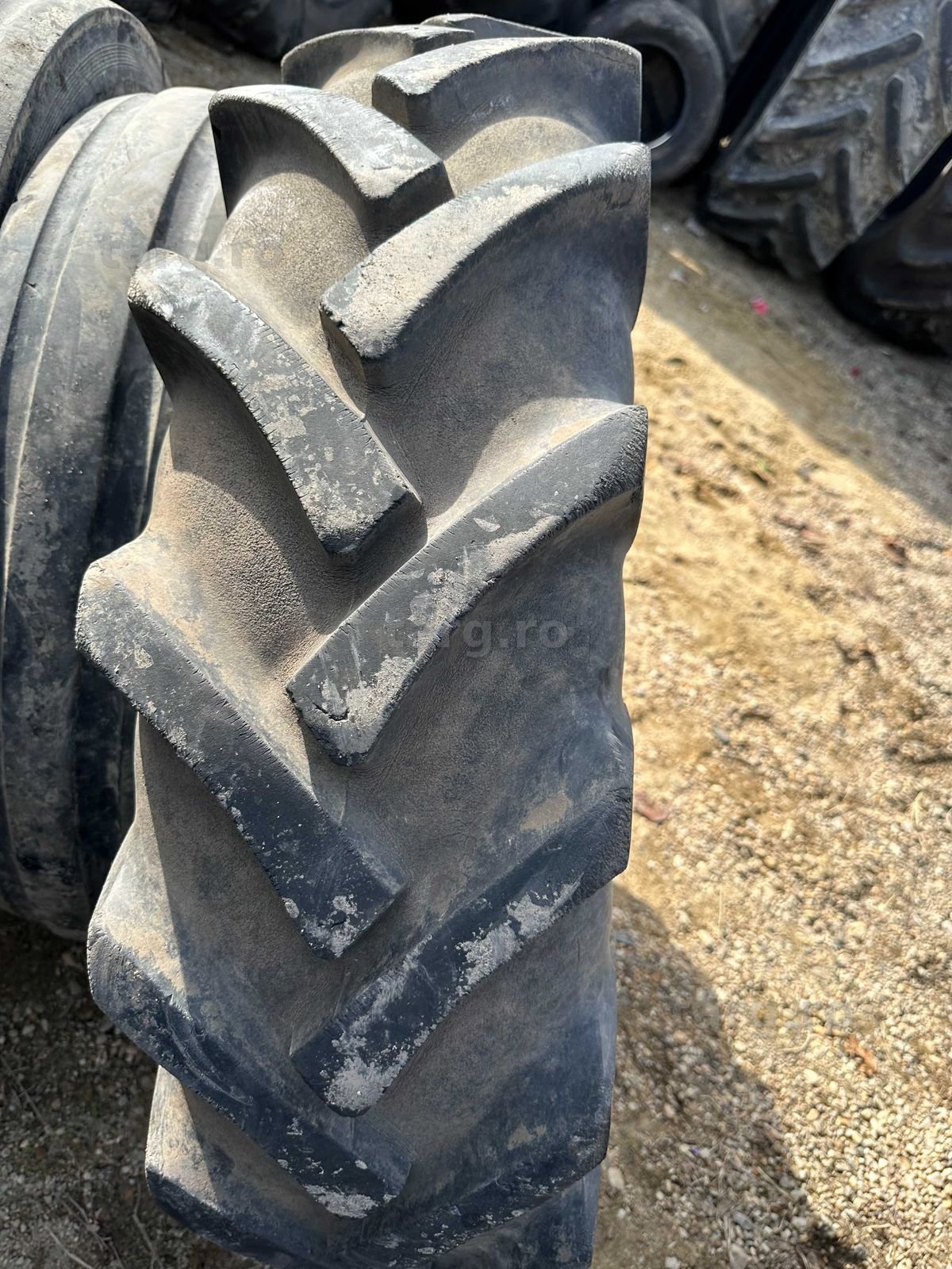 Anvelopa sh 11.2 R24