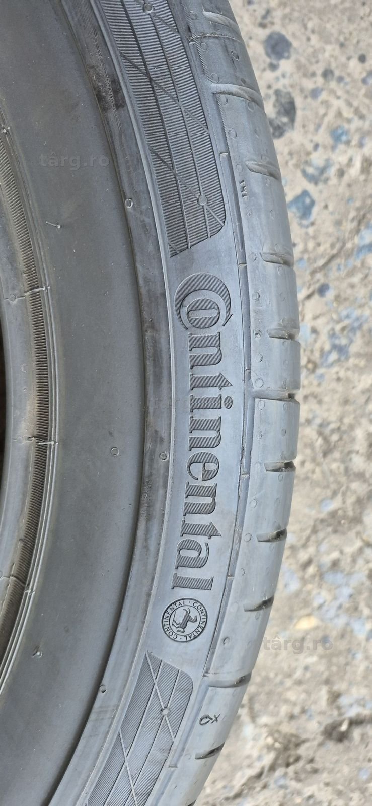2 anvelope vara Continental 315/40/21.Pretul este pe bucata. 3