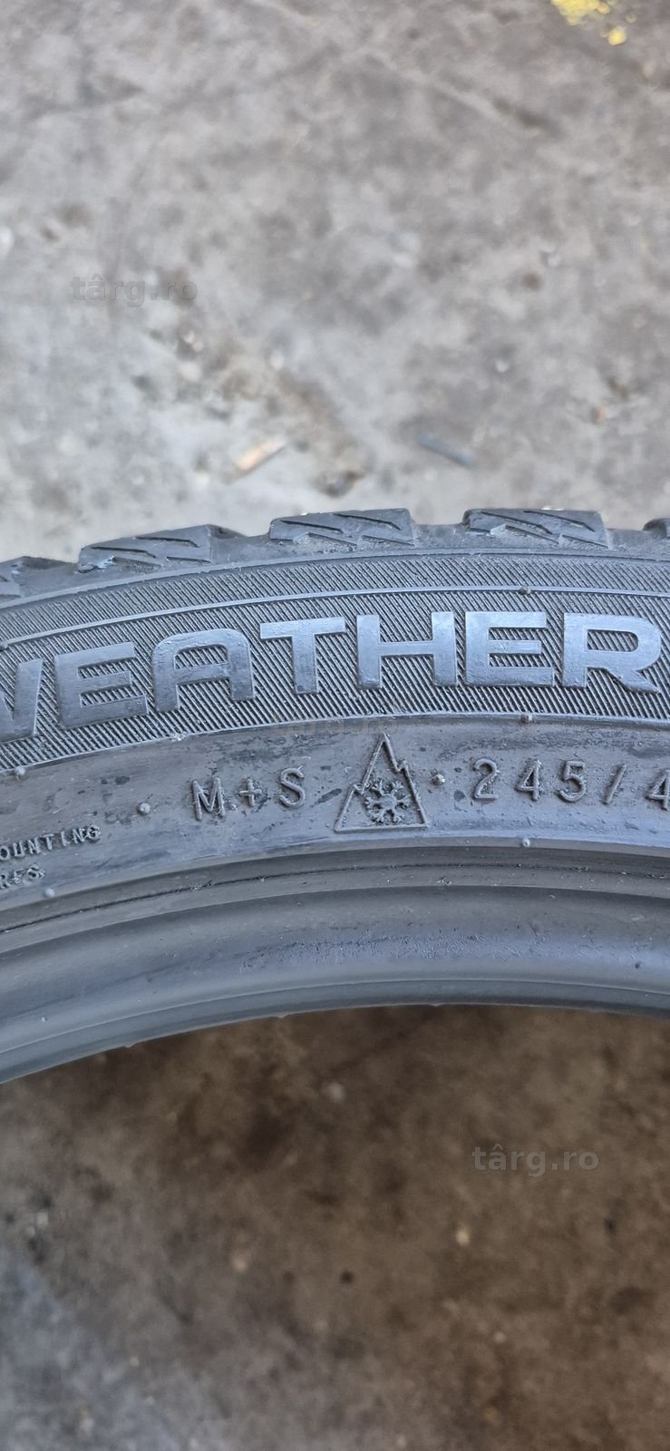 4 anvelope iarna Nokian 245/40/19.Pretul este pe bucata. 7
