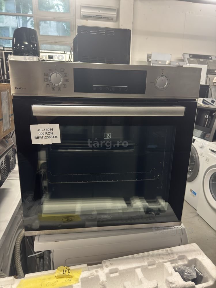 Cuptor electric incorporabil Beko BBIM12300XM