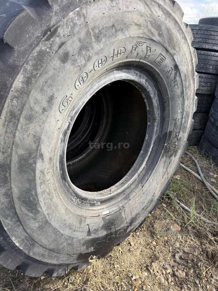 775/65r29 goodyear 3