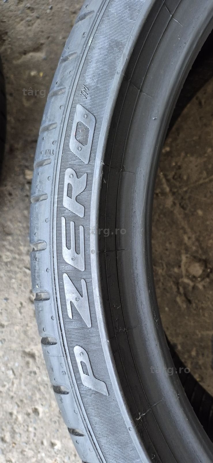 4 anvelope vara ca noi,fata Pirelli 245/35/20,spate Continental 275/30/20.Pretul este pe bucata. 4