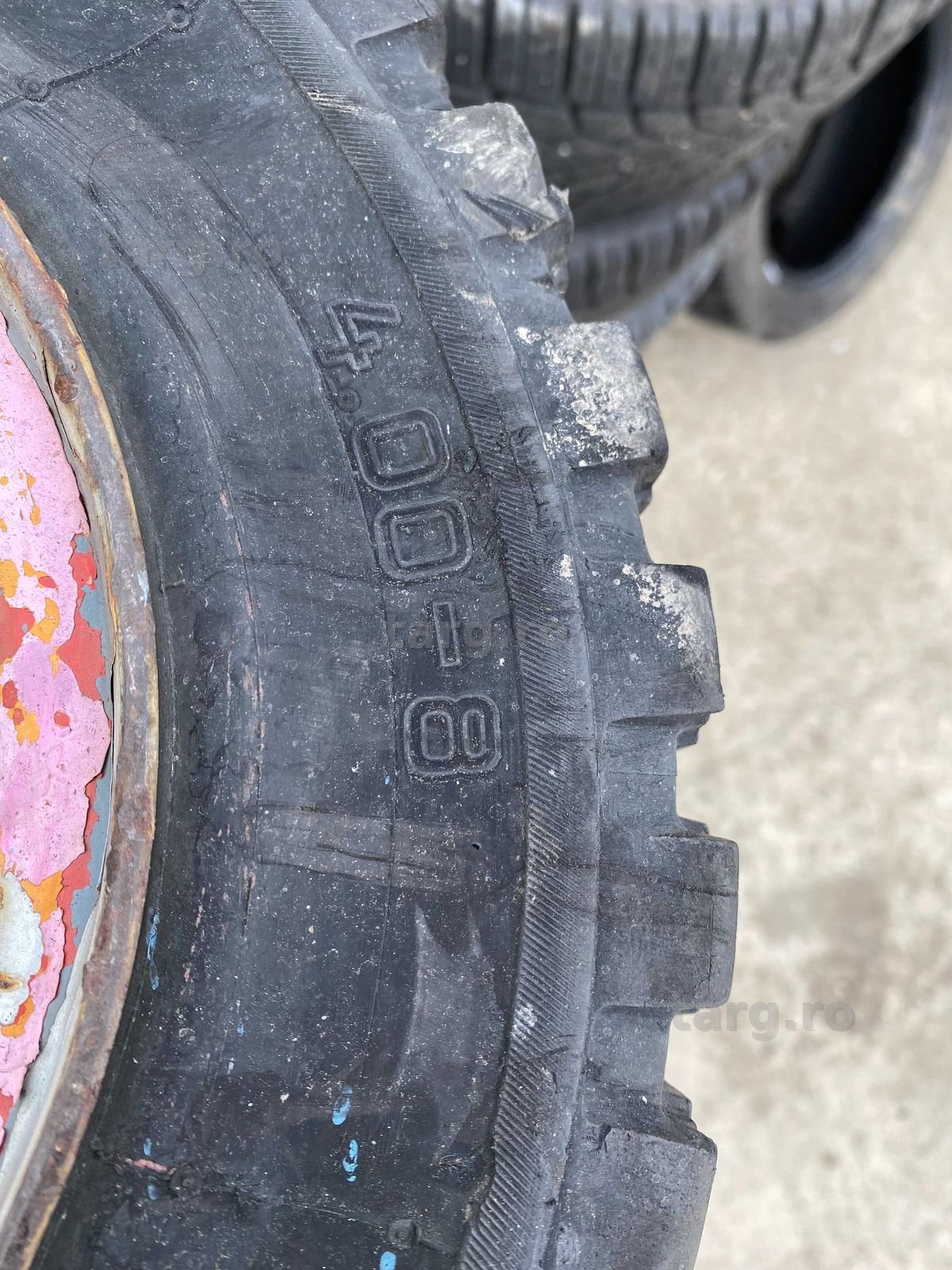 Anvelope 400 R18 2